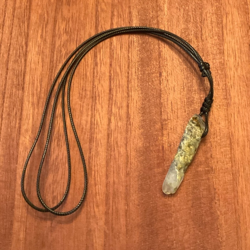 Beautiful Natural Stone Necklace adjustable from 20” to 36” BN